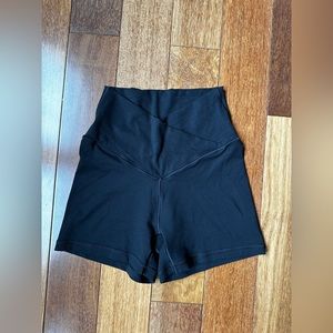 OFFLINE By Aerie Real Me High Waisted Crossover 3” Bike Short